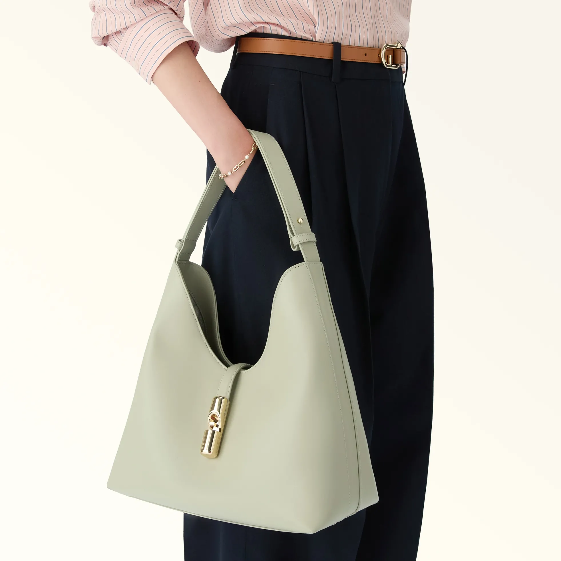 Furla Shoulder Bags|Furla Goccia<Goccia Shoulder Bag M light salvia