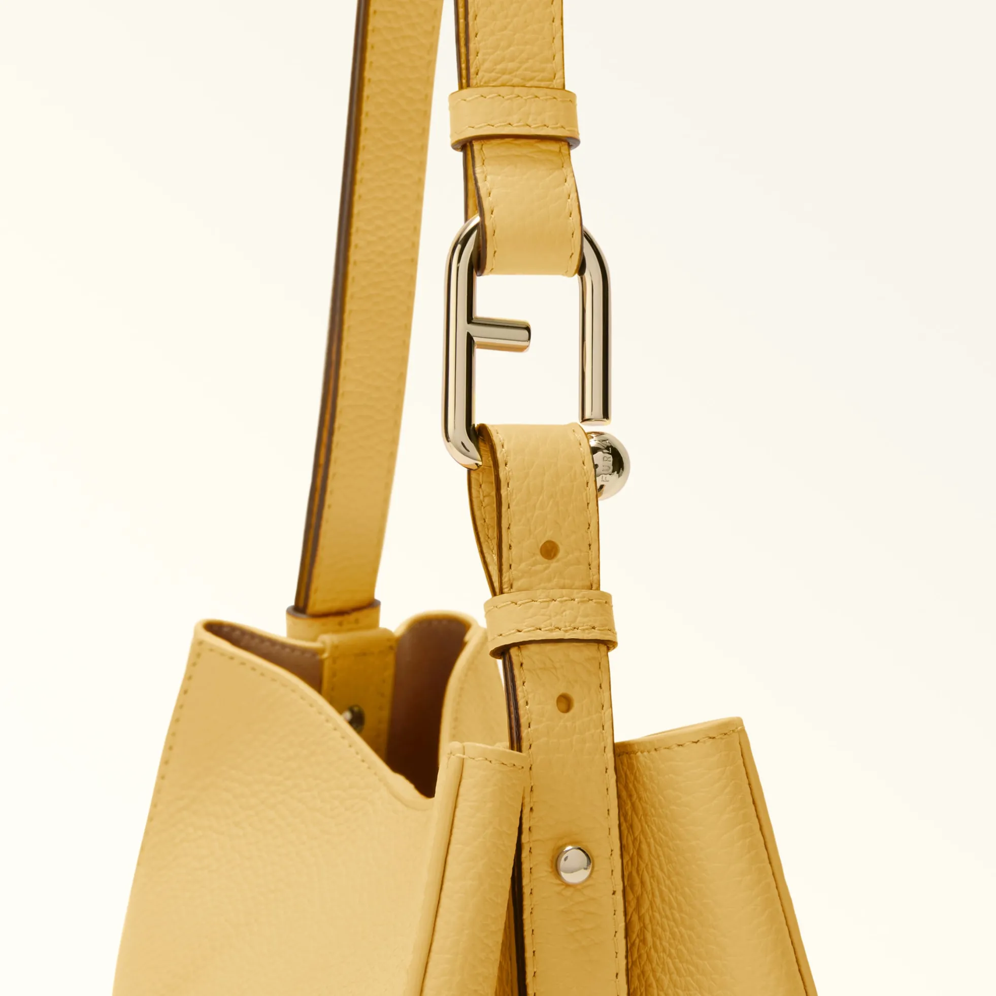 Furla Bucket Bags|Shoulder Bags<Nuvola Bucket Bag MINI crema
