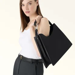 Furla The Black Bag Edit|Maxi Bags<Nuvola Shoulder Bag L nero