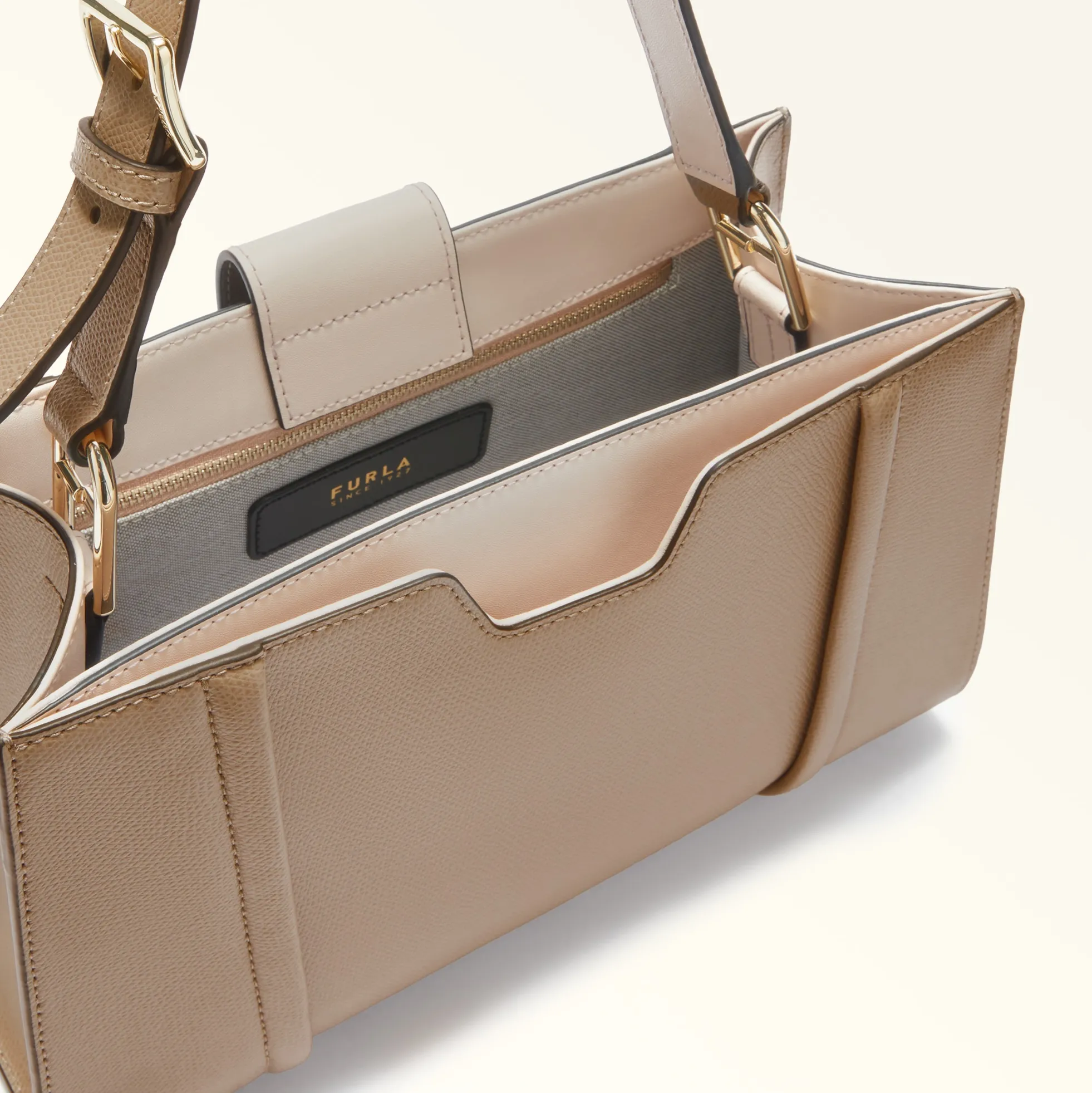 Furla Top Handles|Crossbodies<Riva Tote M stucco gray
