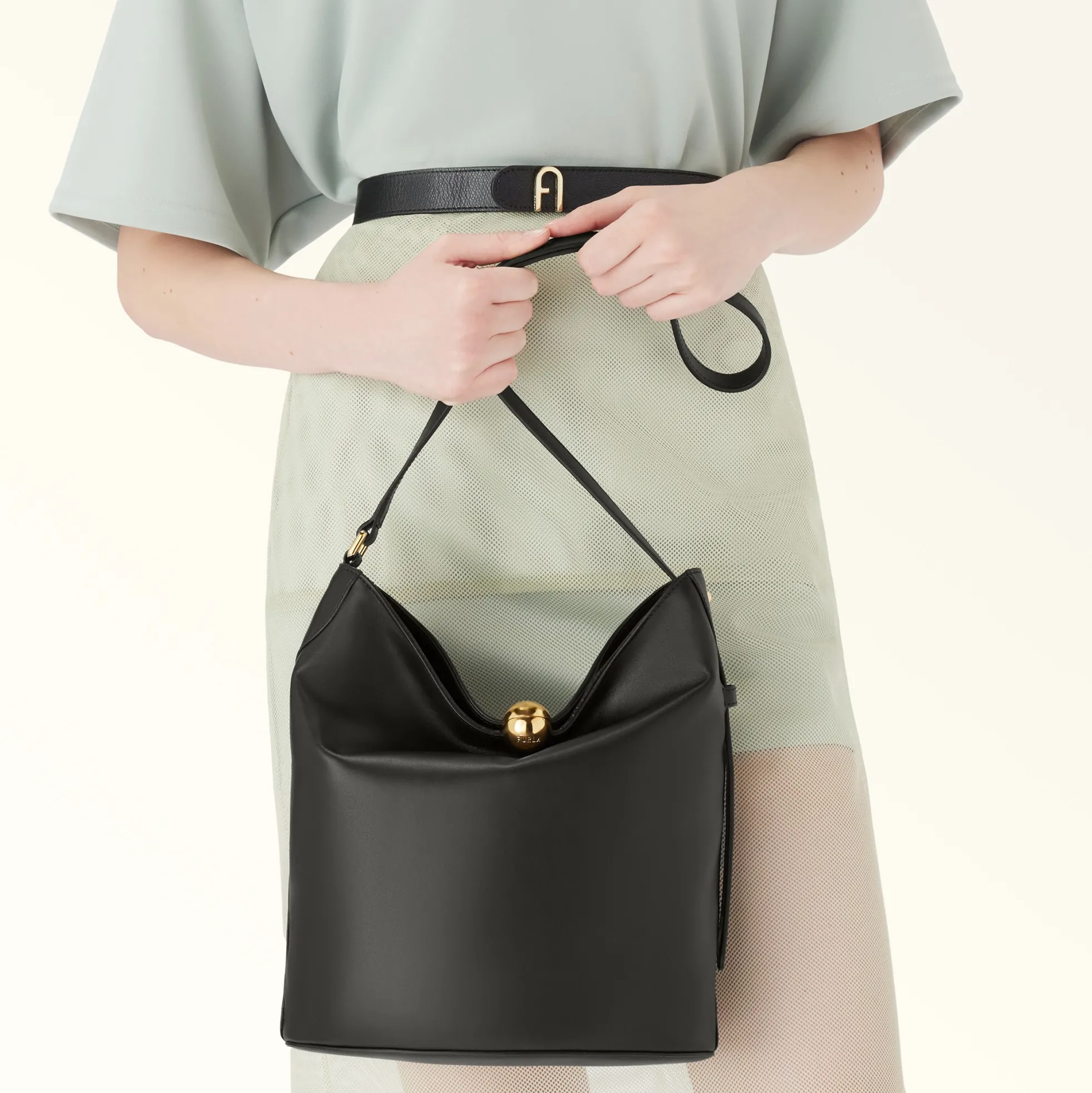 Furla The Black Bag Edit|Bucket Bags<Sfera Soft Bucket Bag S nero
