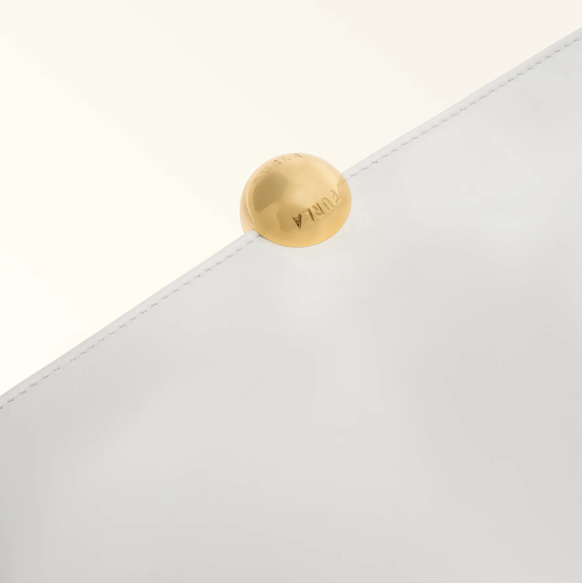 Furla Furla Sfera Soft<Sfera Soft Clutch M marshmallow