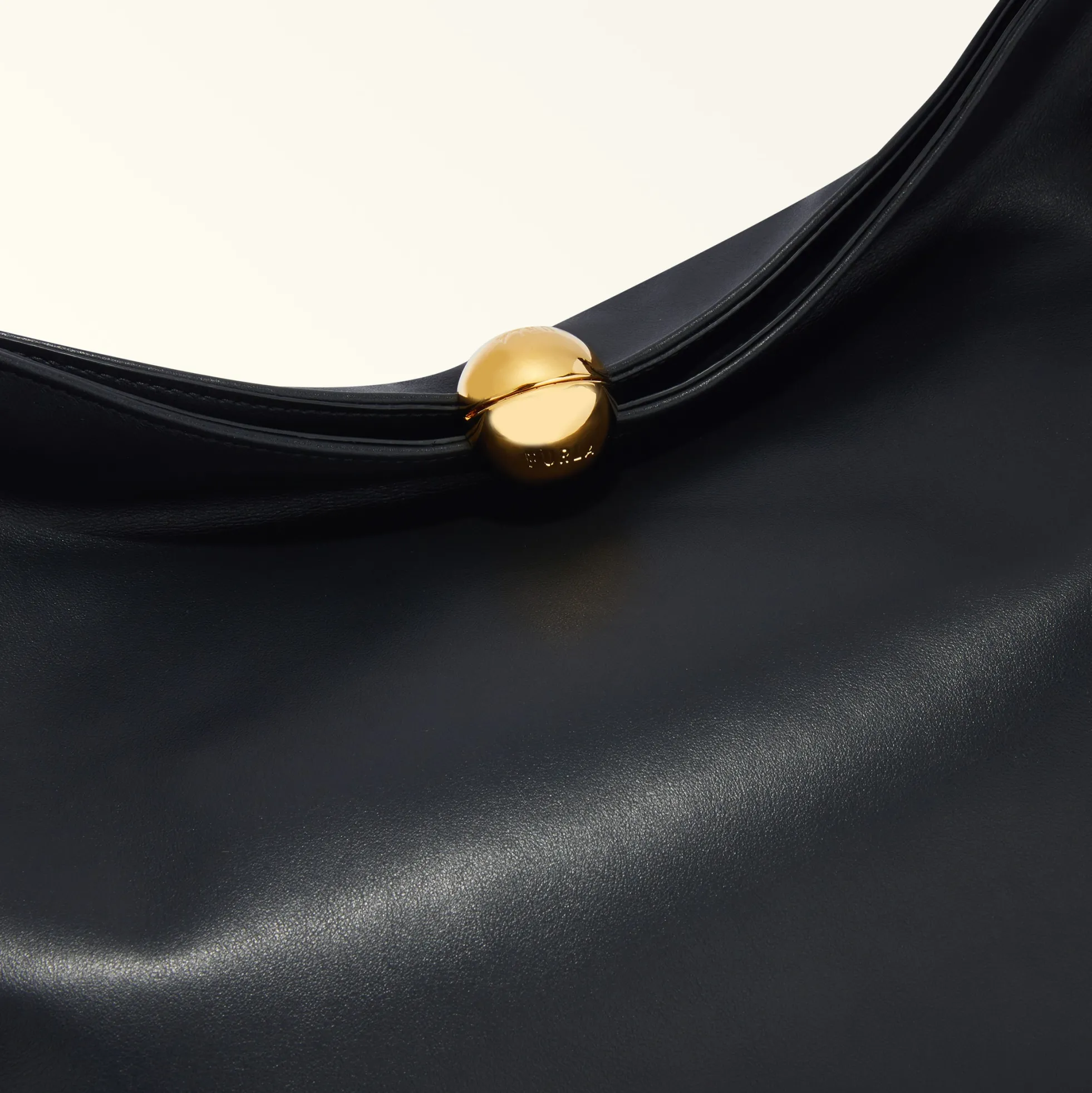 Furla The Black Bag Edit|Maxi Bags<Sfera Soft Shoulder Bag L nero